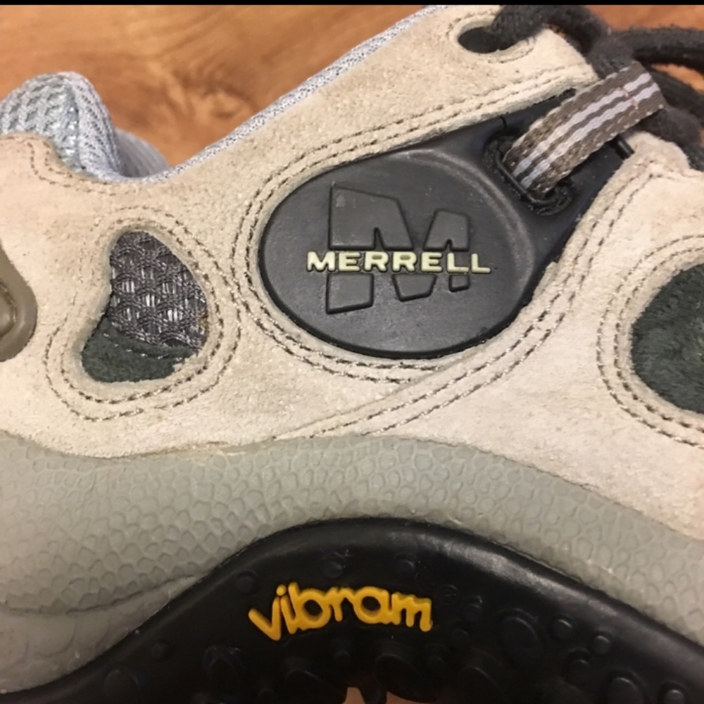 Merrell Vibram women's size 7.5 good condition - Picture 3 of 5